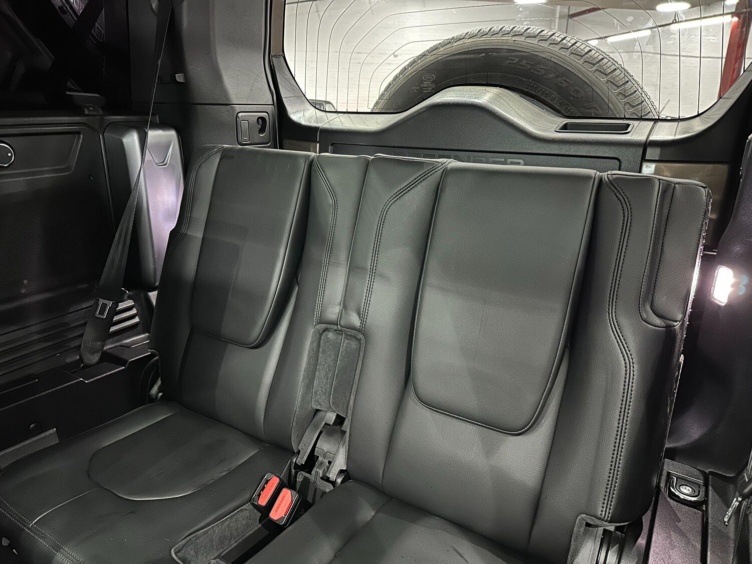 Used Land Rover Defender 110 2020 for sale - 76824720: Photo 73