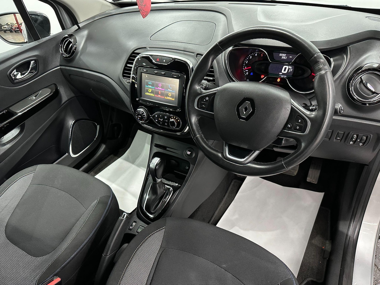 Vehicle 29