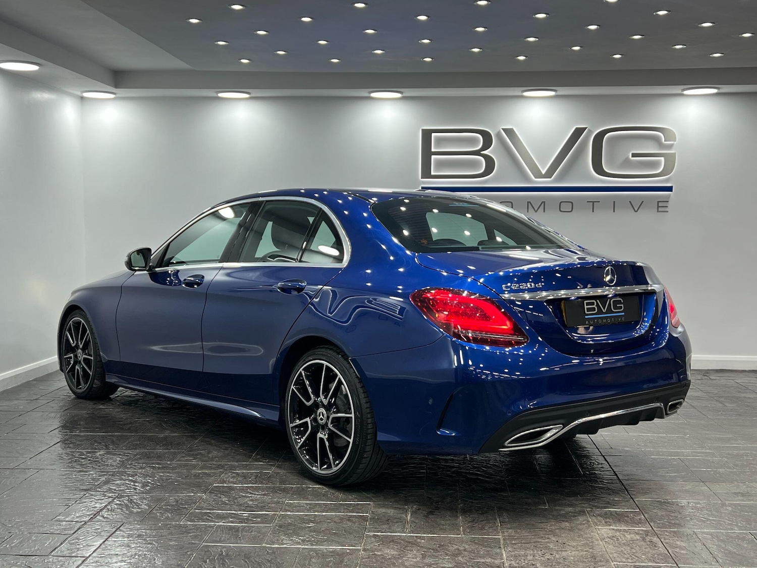 Used Mercedes-Benz C-Class 2018 for sale - 76085482: Photo 10