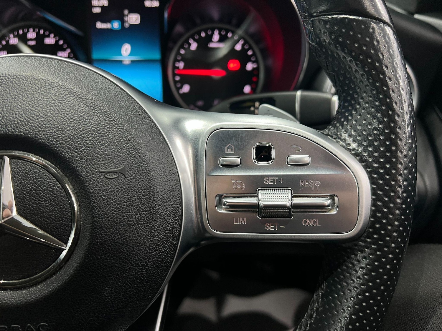 Used Mercedes-Benz C-Class 2018 for sale - 76085482: Photo 59