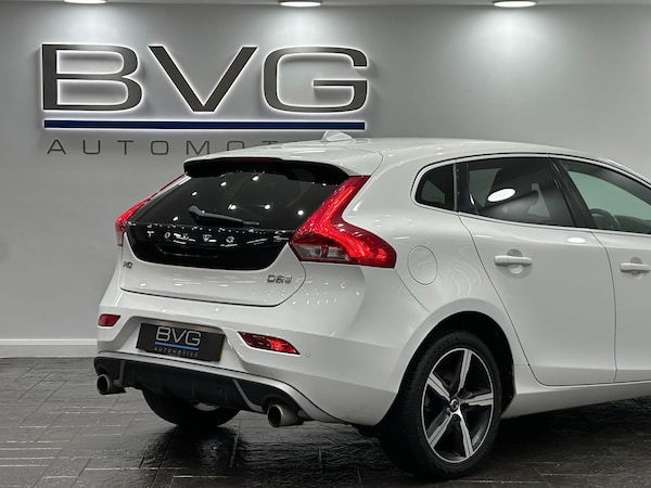 Used Volvo V40 2017 for sale - 76175223: Photo 18