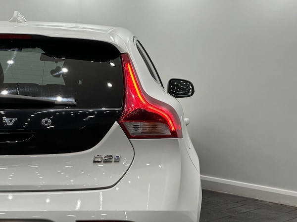 Used Volvo V40 2017 for sale - 76175223: Photo 20