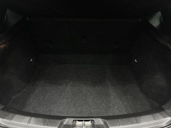 Used Volvo V40 2017 for sale - 76175223: Photo 58