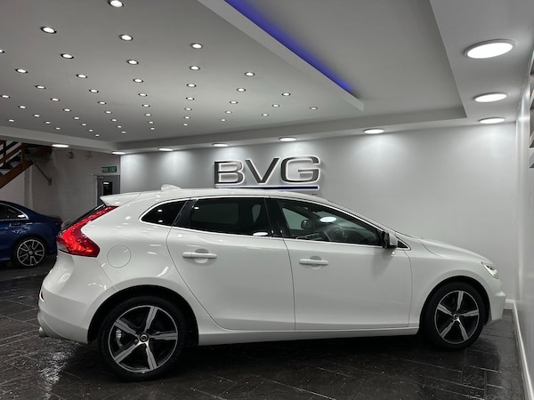 Used Volvo V40 2017 for sale - 76175223: Photo 9