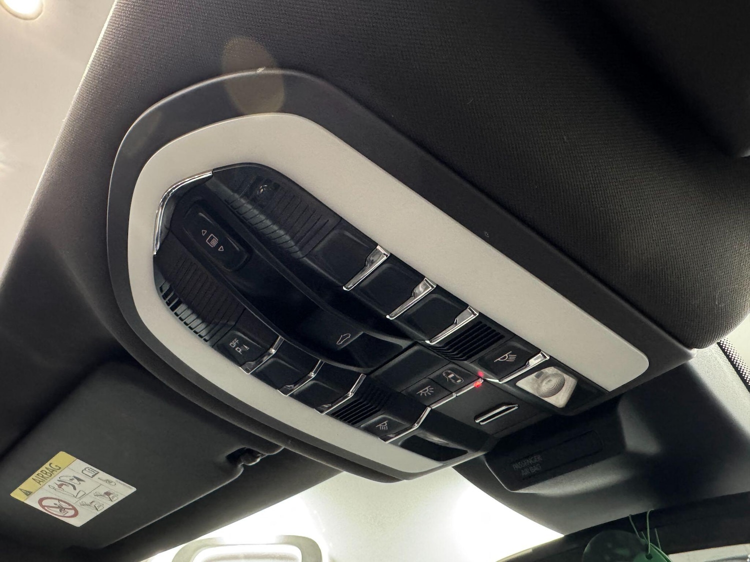 Used Porsche Macan 2015 for sale - 77469314: Photo 29