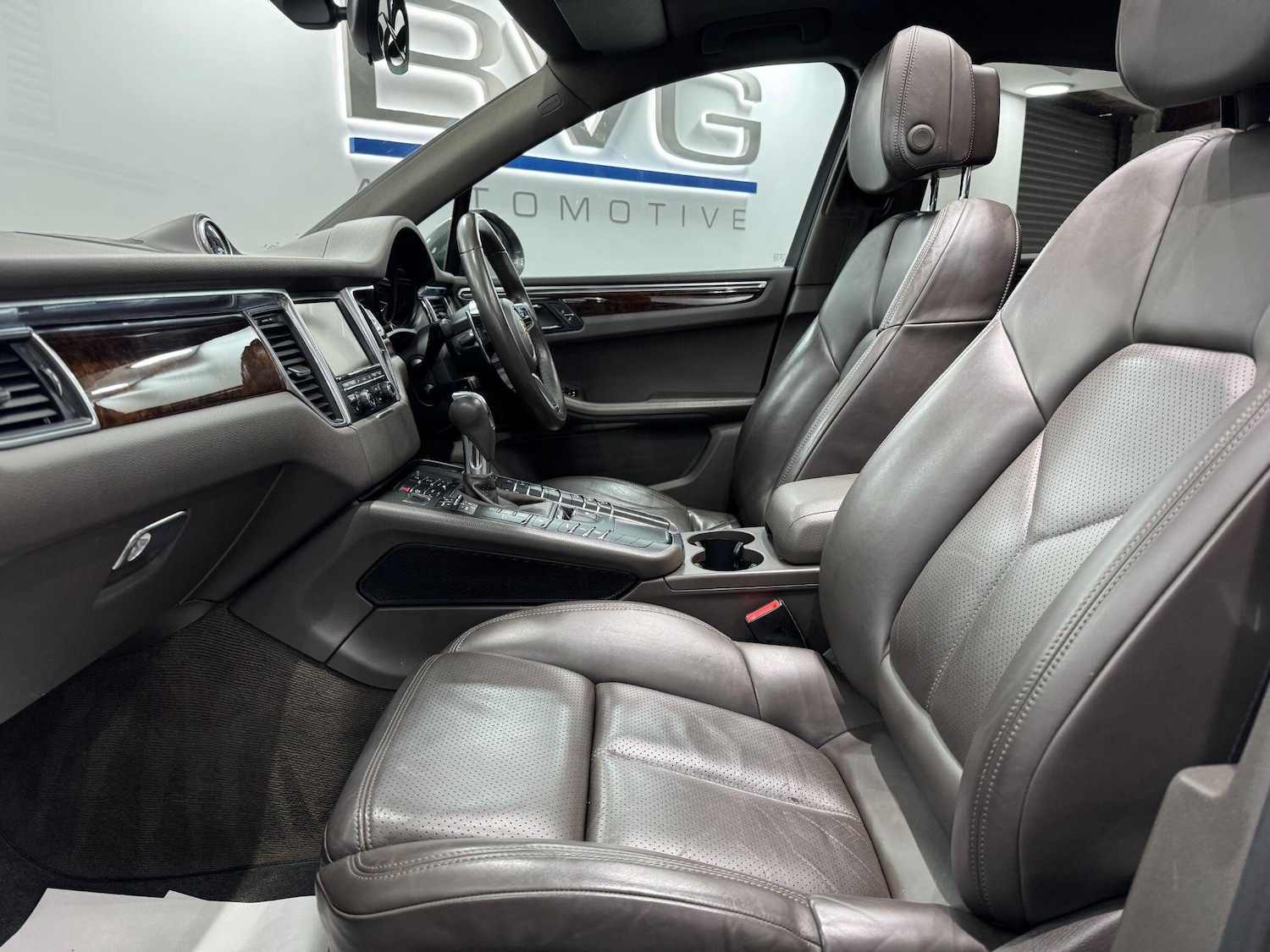 Used Porsche Macan 2015 for sale - 77469314: Photo 47