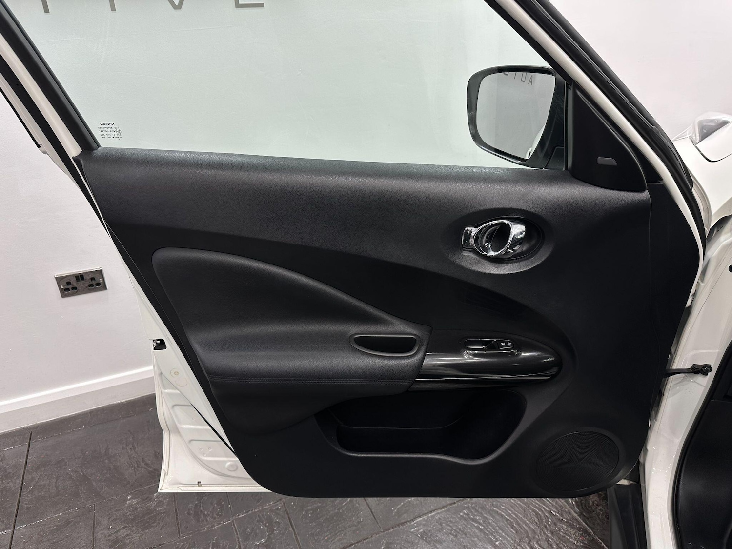 Used Nissan Juke 2018 for sale - 76399047: Photo 47