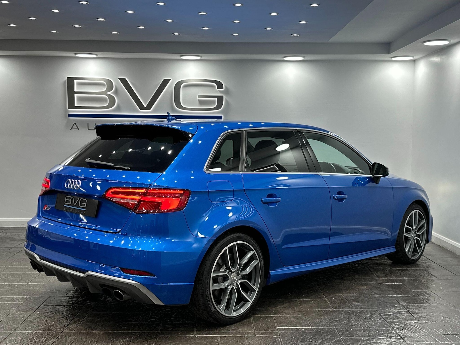 Used Audi S3 2018 for sale - 76608380: Photo 12
