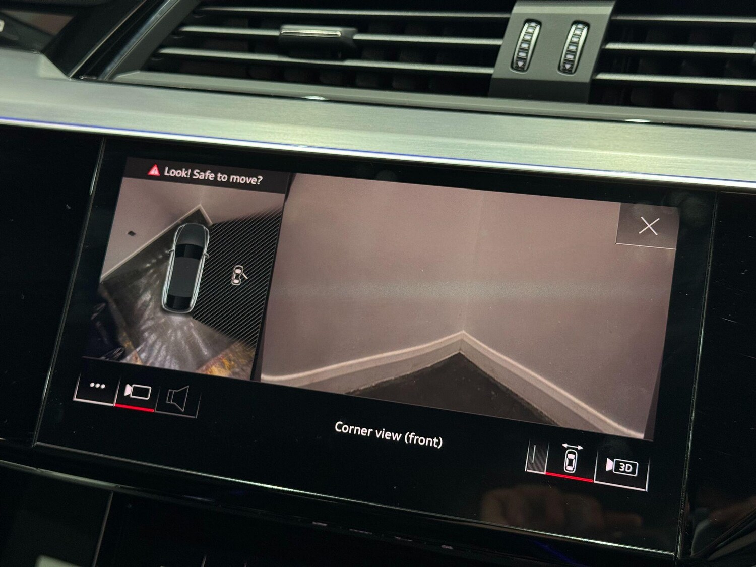 Used Audi e-tron 2021 for sale - 77633949: Photo 47