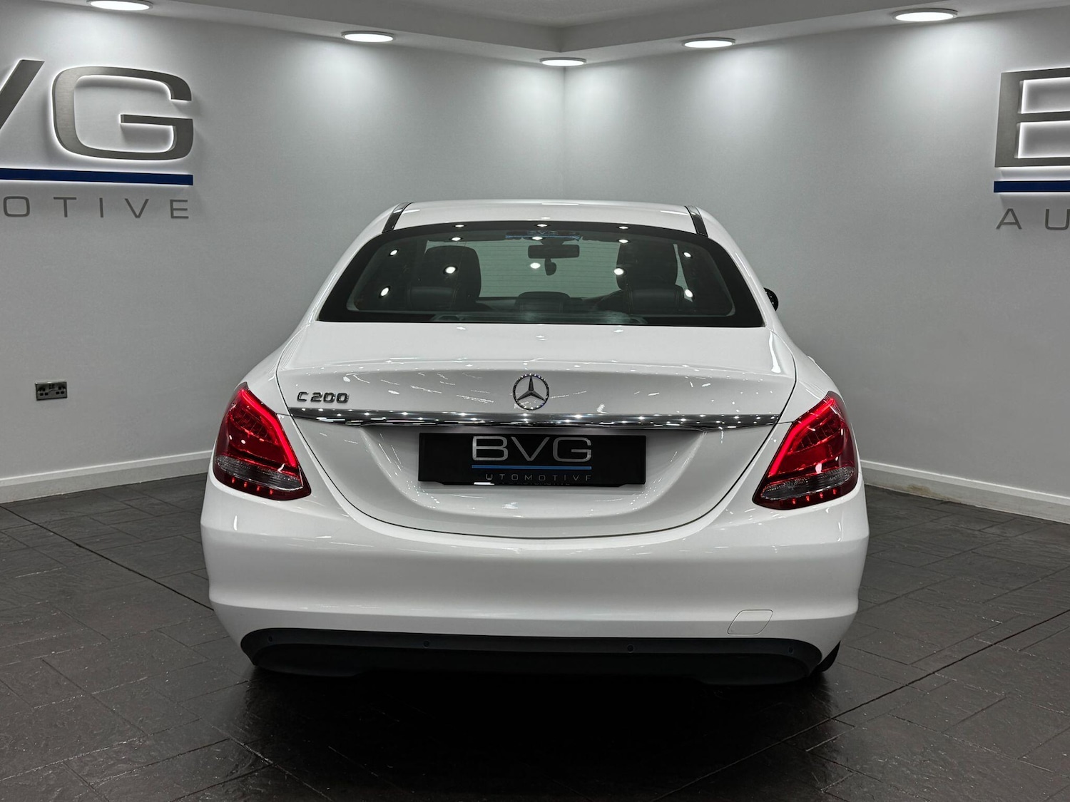 Used Mercedes-Benz C Class 2018 for sale - 77550229: Photo 10