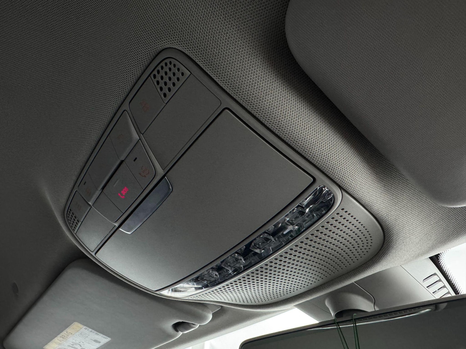 Used Mercedes-Benz C Class 2018 for sale - 77550229: Photo 30