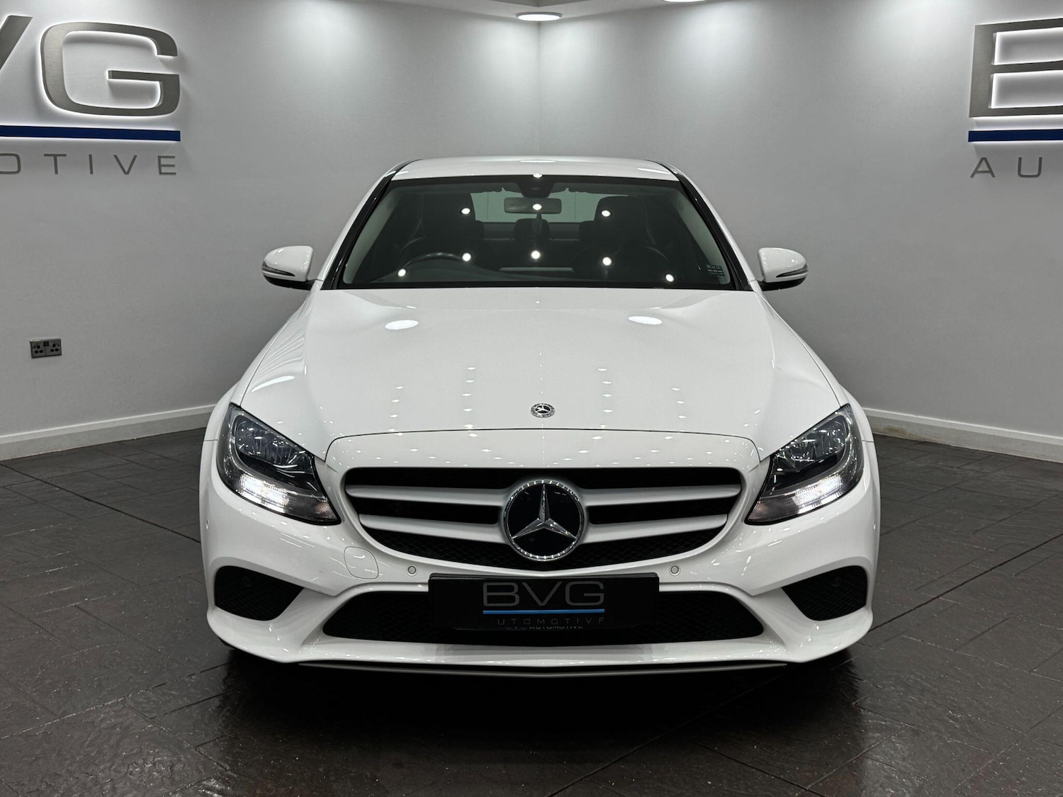 Used Mercedes-Benz C Class 2018 for sale - 77550229: Photo 4