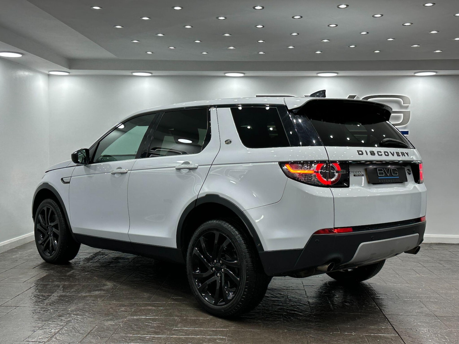 Used Land Rover Discovery Sport 2019 for sale - 76714740: Photo 12