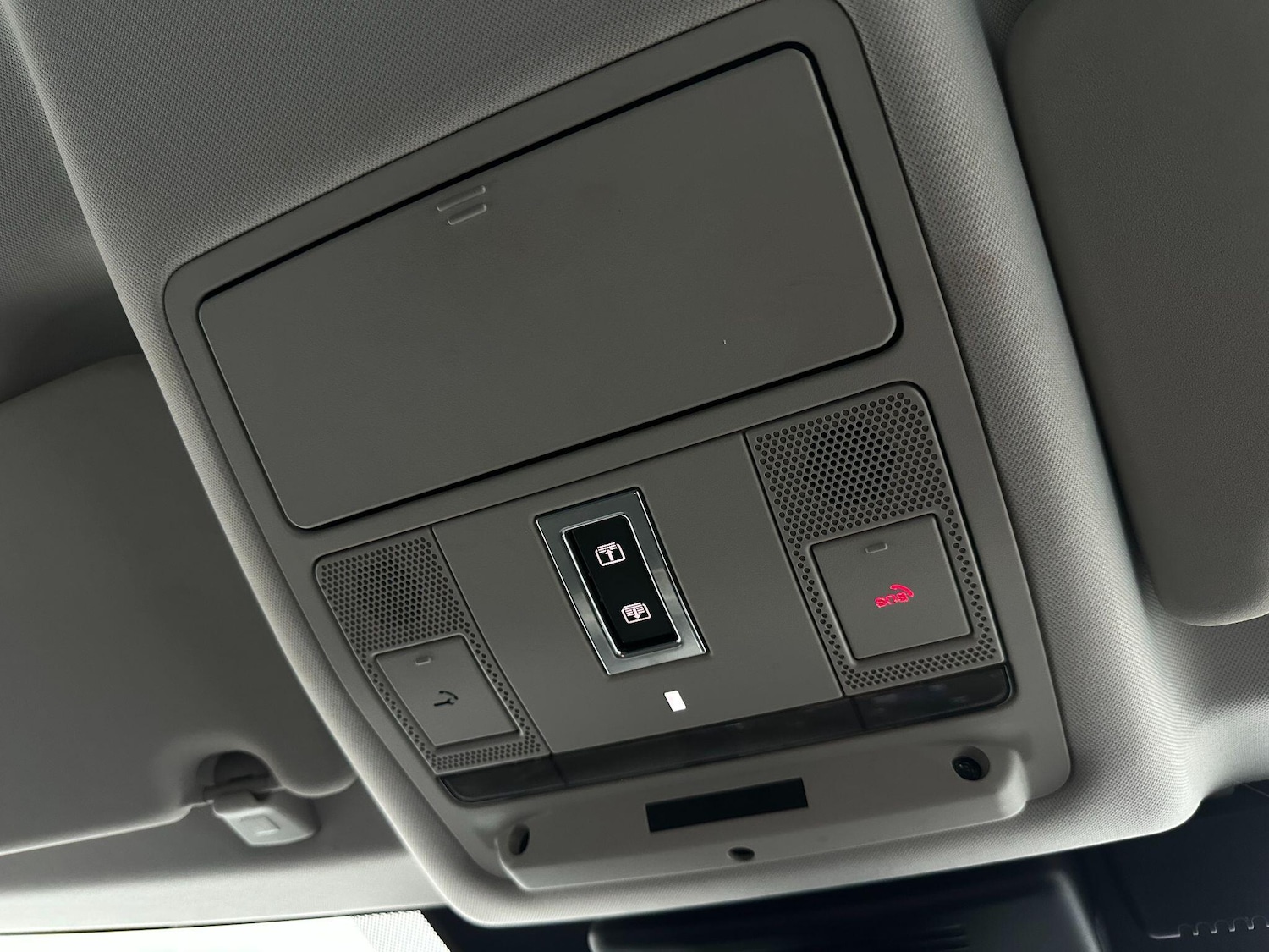 Used Land Rover Discovery Sport 2019 for sale - 76714740: Photo 26