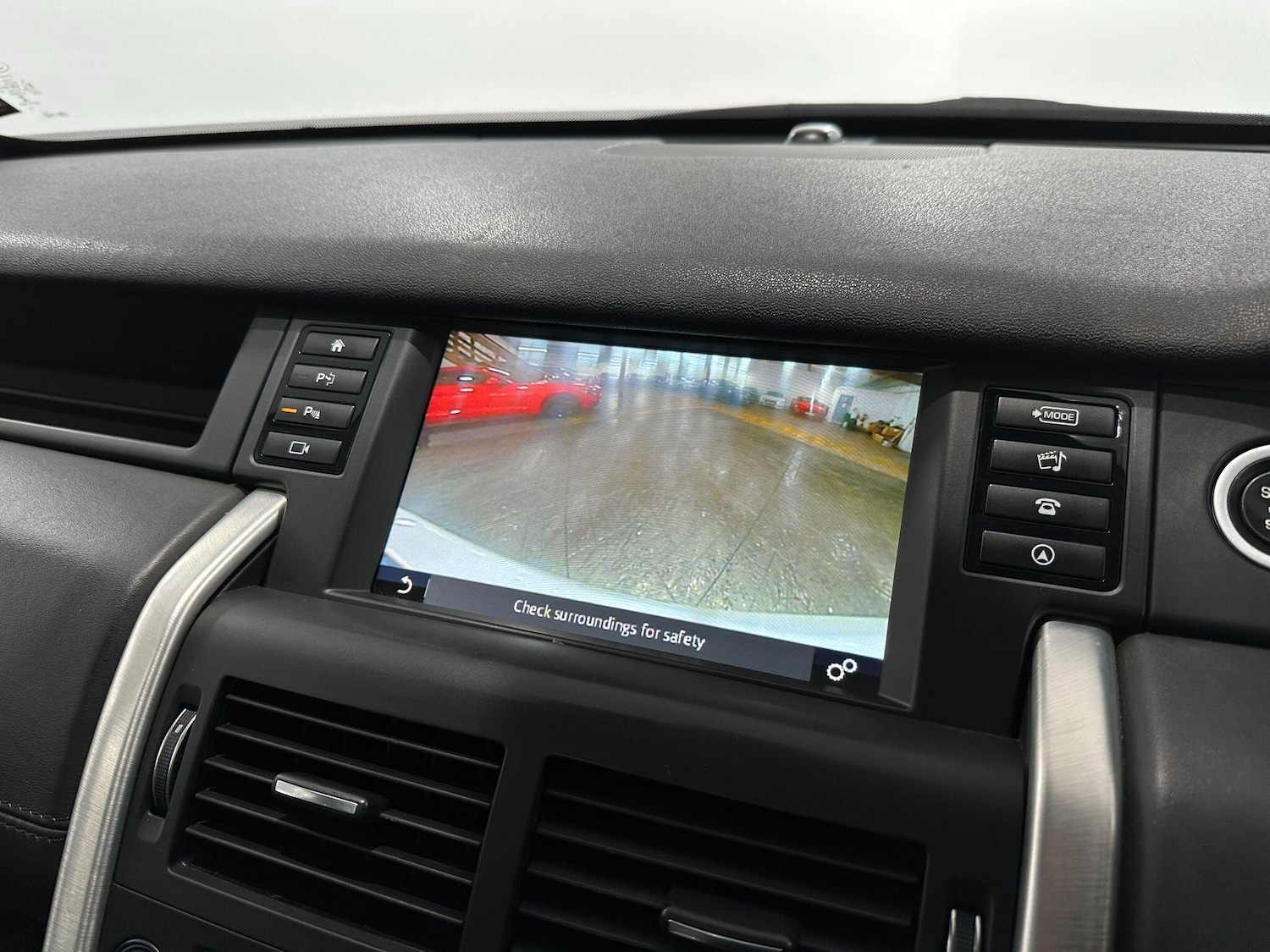 Used Land Rover Discovery Sport 2019 for sale - 76714740: Photo 33