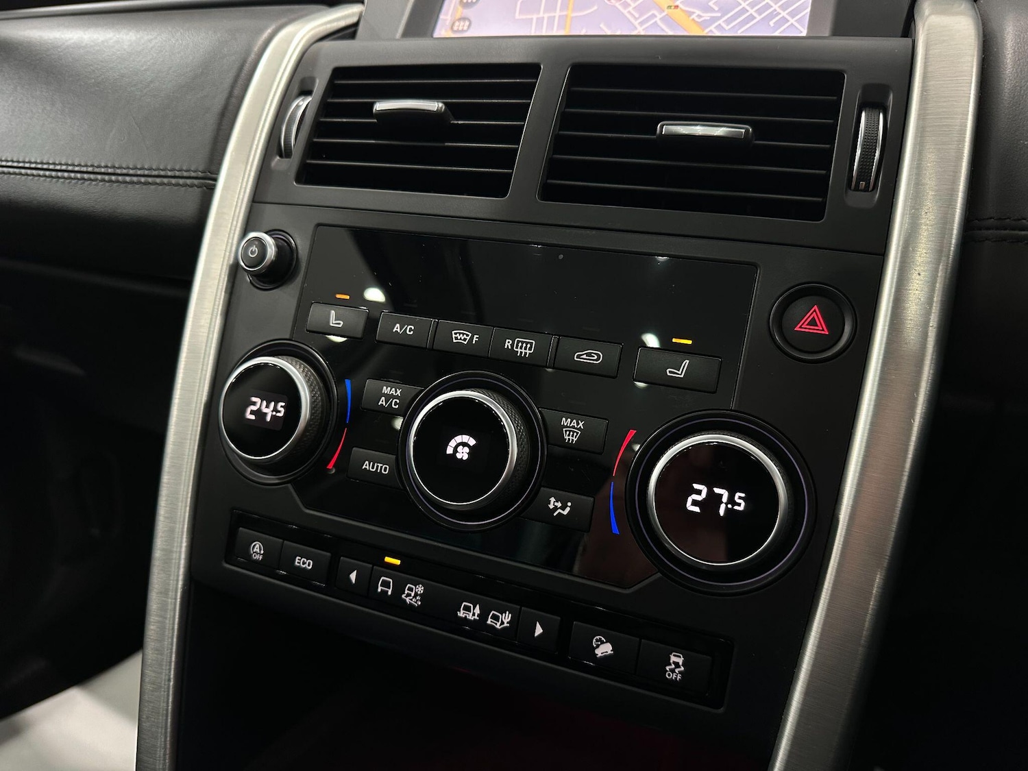 Used Land Rover Discovery Sport 2019 for sale - 76714740: Photo 35