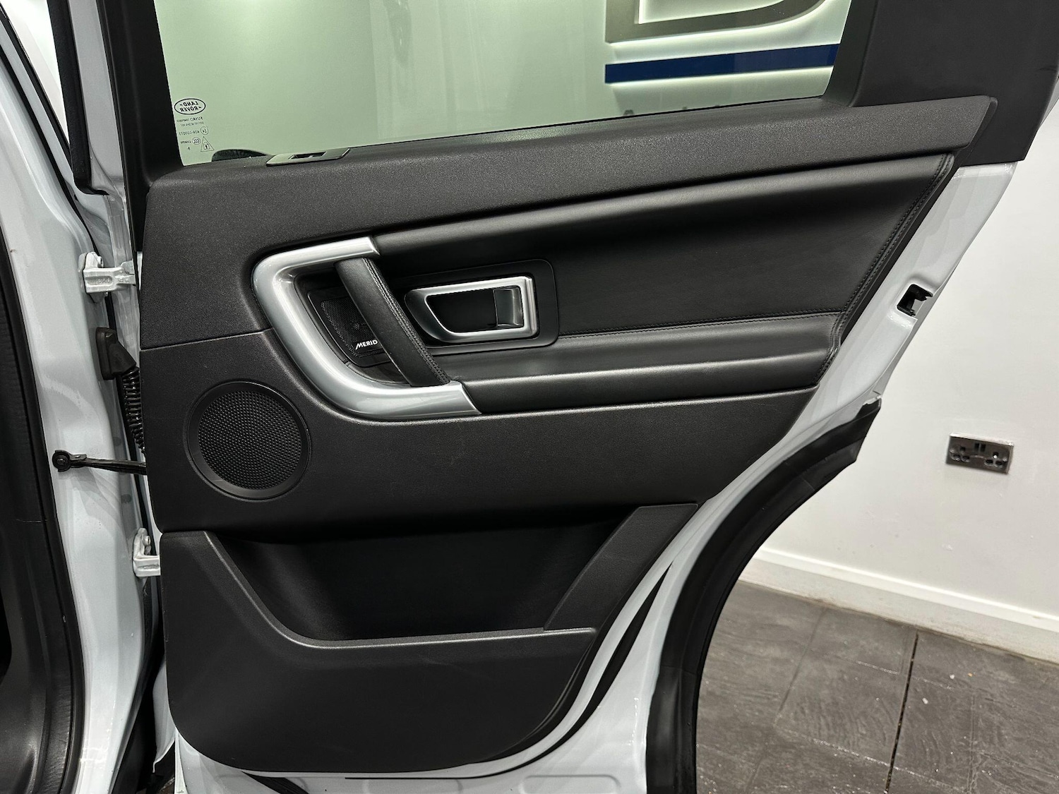 Used Land Rover Discovery Sport 2019 for sale - 76714740: Photo 48