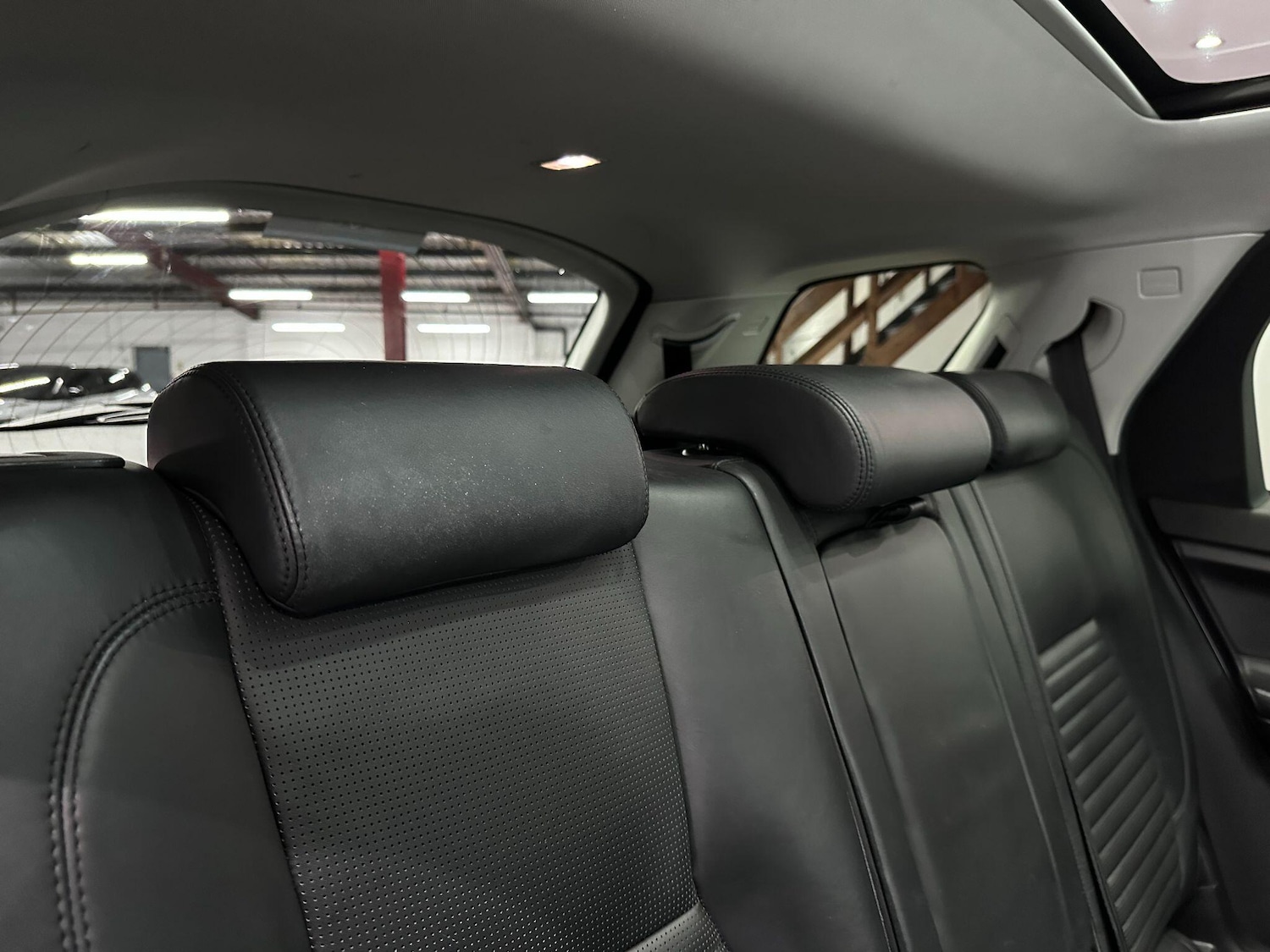 Used Land Rover Discovery Sport 2019 for sale - 76714740: Photo 49