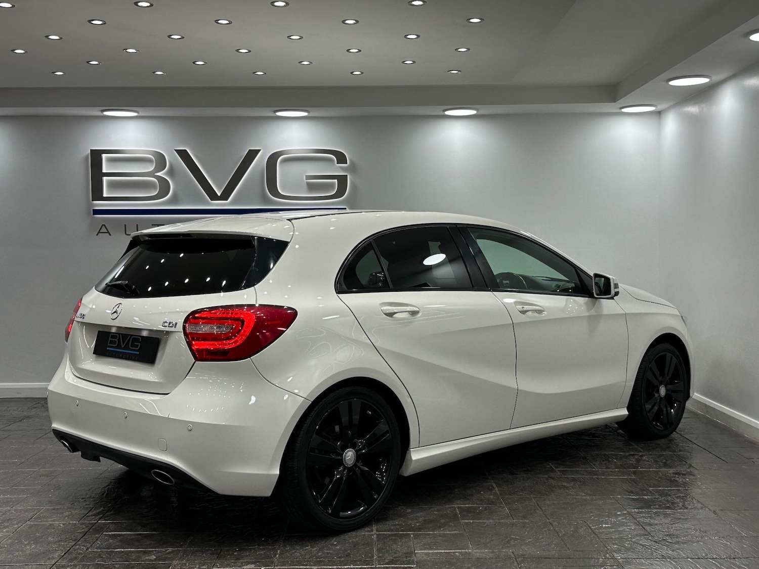 Used Mercedes-Benz A-Class 2014 for sale - 76348832: Photo 11