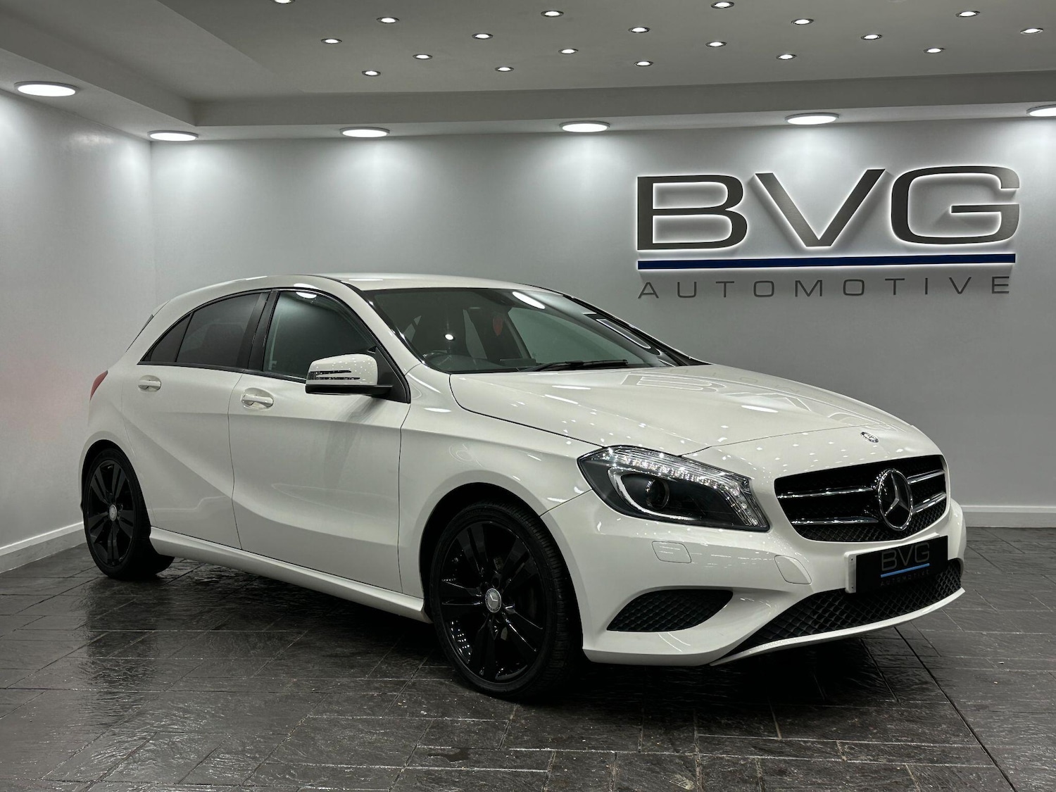 Used Mercedes-Benz A-Class 2014 for sale - 76348832: Photo 4