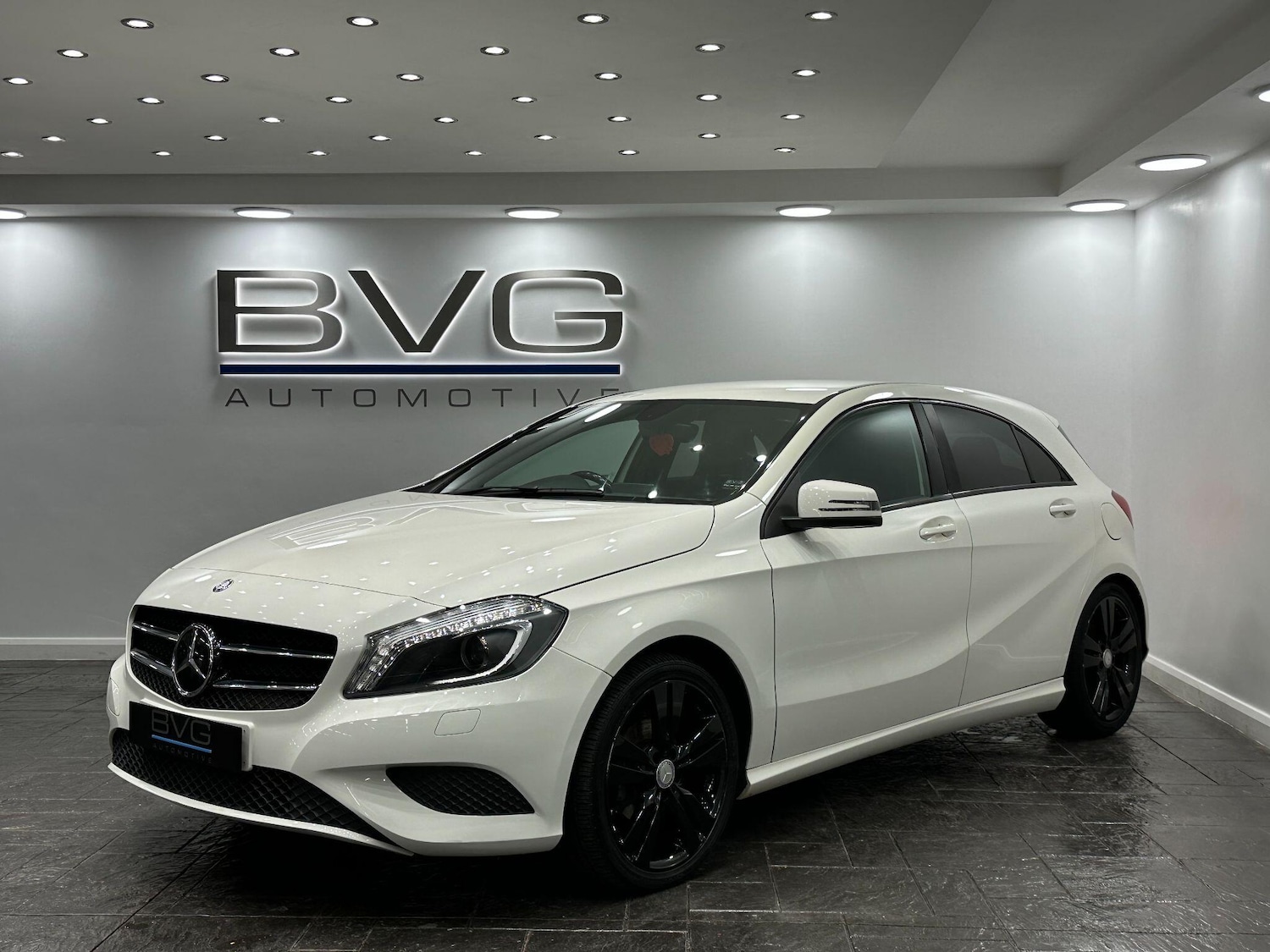 Used Mercedes-Benz A-Class 2014 for sale - 76348832: Photo 6