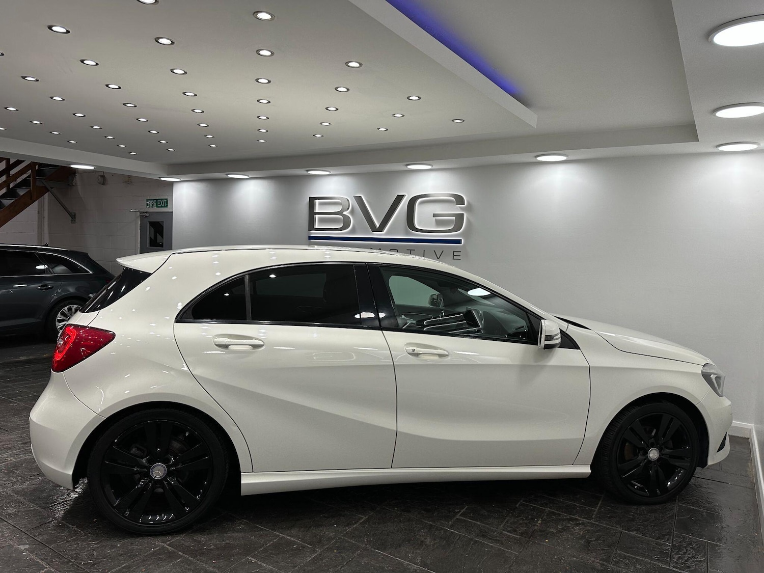 Used Mercedes-Benz A-Class 2014 for sale - 76348832: Photo 8