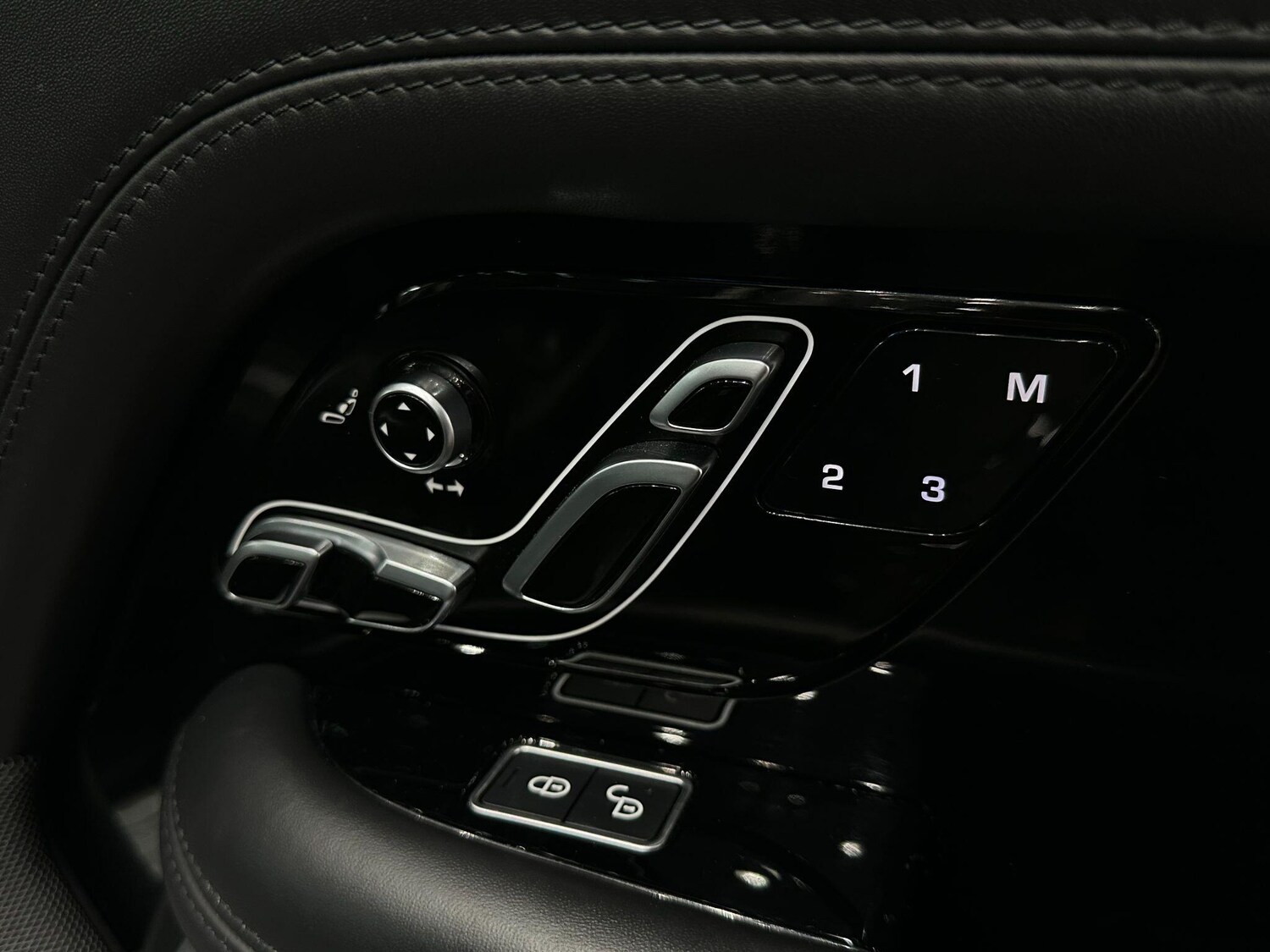 Used Land Rover Range Rover for sale - 77057249: Photo 32