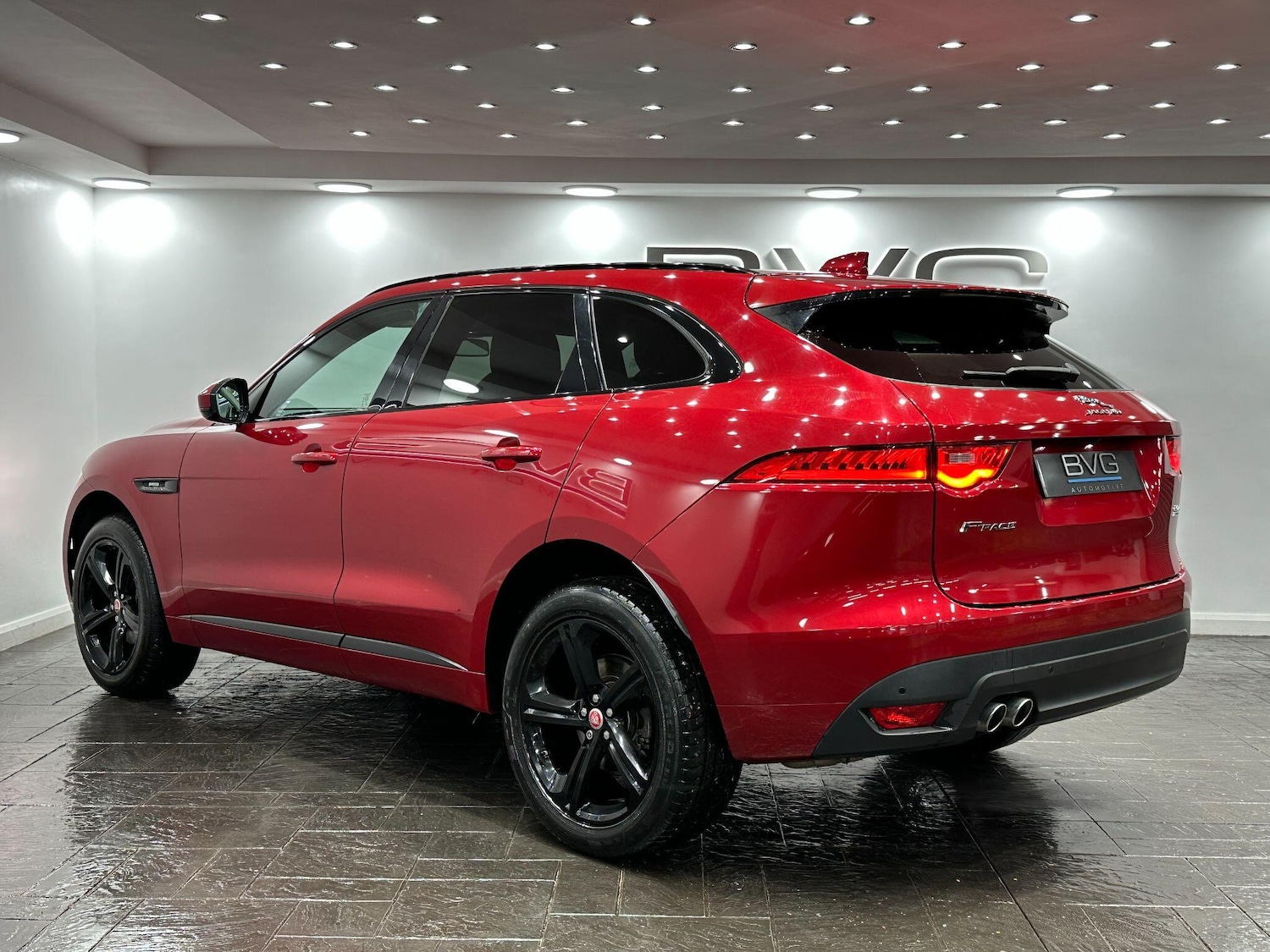 Used Jaguar F-Pace 2016 for sale - 76926797: Photo 10