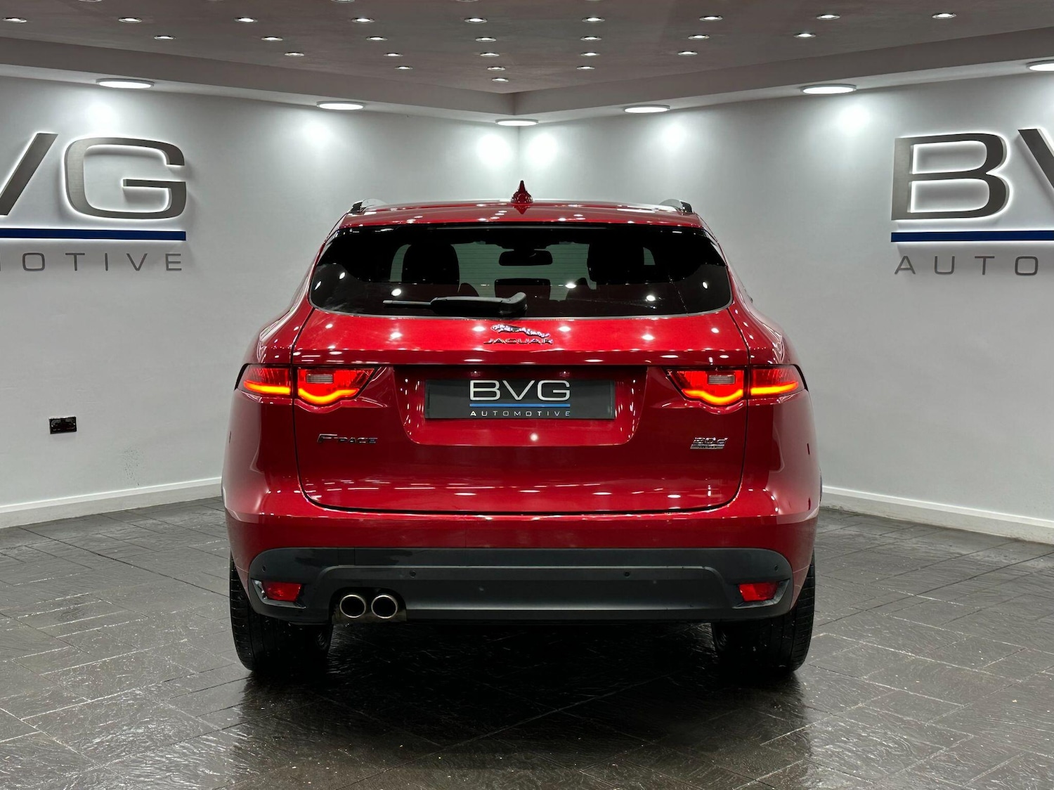 Used Jaguar F-Pace 2016 for sale - 76926797: Photo 11