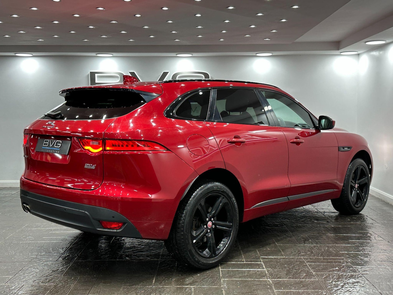 Used Jaguar F-Pace 2016 for sale - 76926797: Photo 12