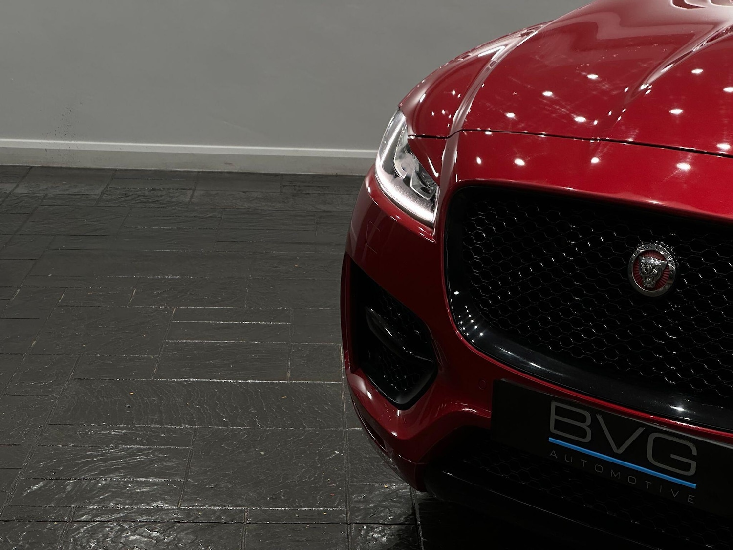 Used Jaguar F-Pace 2016 for sale - 76926797: Photo 15