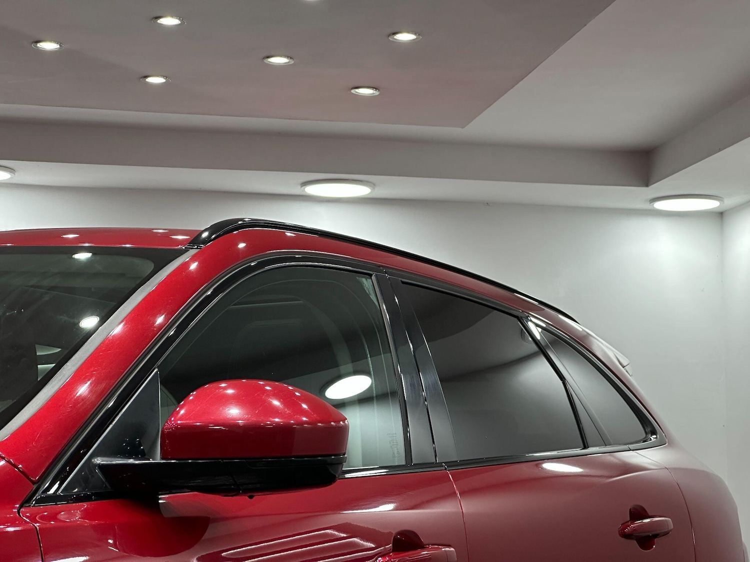 Used Jaguar F-Pace 2016 for sale - 76926797: Photo 18