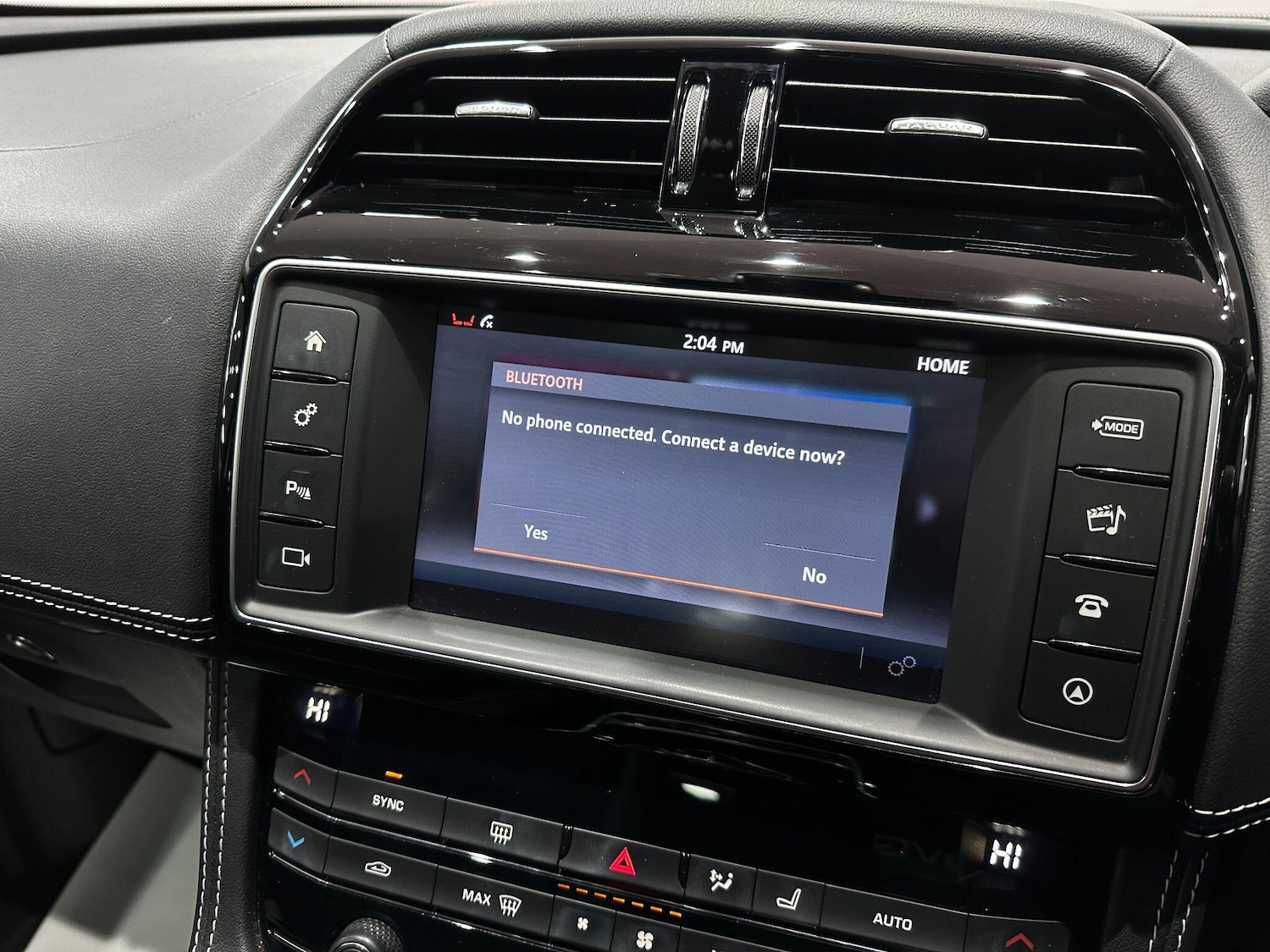 Used Jaguar F-Pace 2016 for sale - 76926797: Photo 34