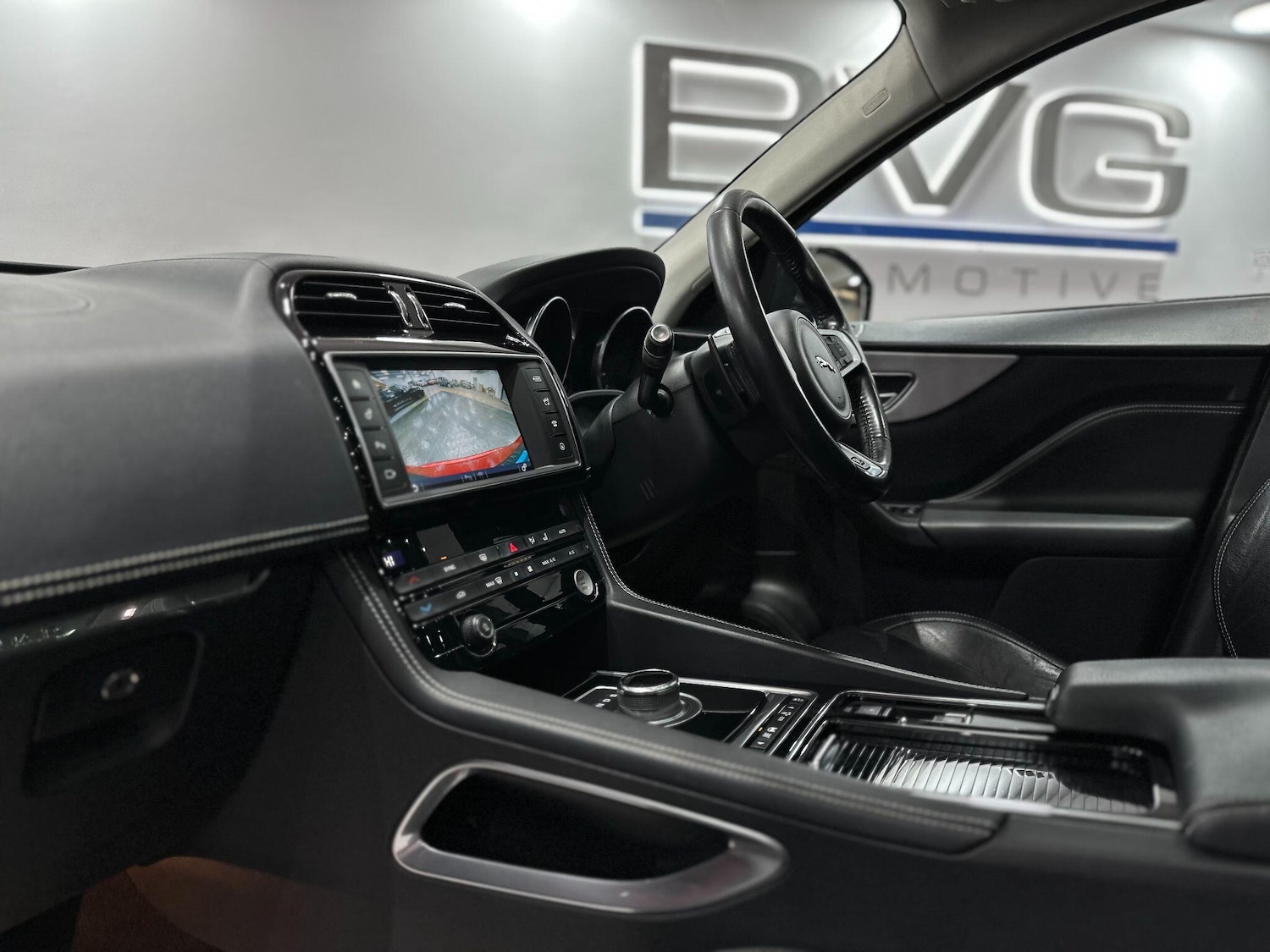 Used Jaguar F-Pace 2016 for sale - 76926797: Photo 49