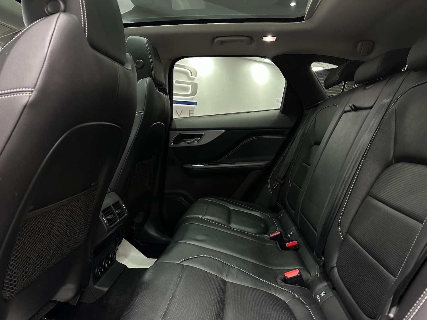 Used Jaguar F-Pace 2016 for sale - 76926797: Photo 53