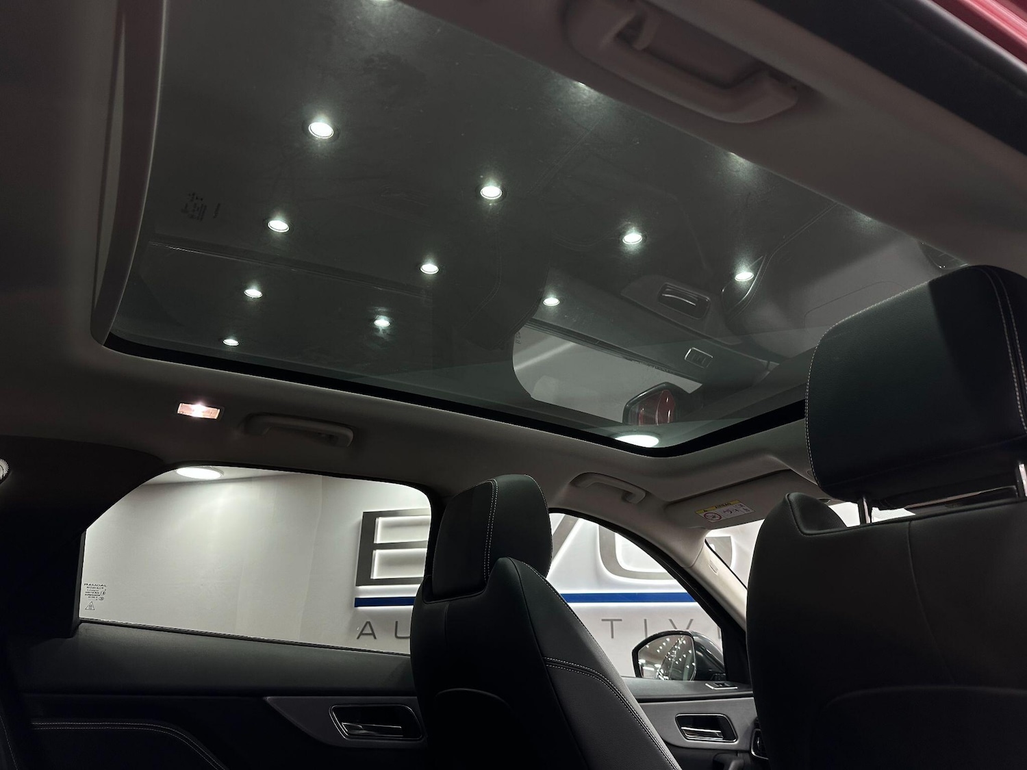 Used Jaguar F-Pace 2016 for sale - 76926797: Photo 59