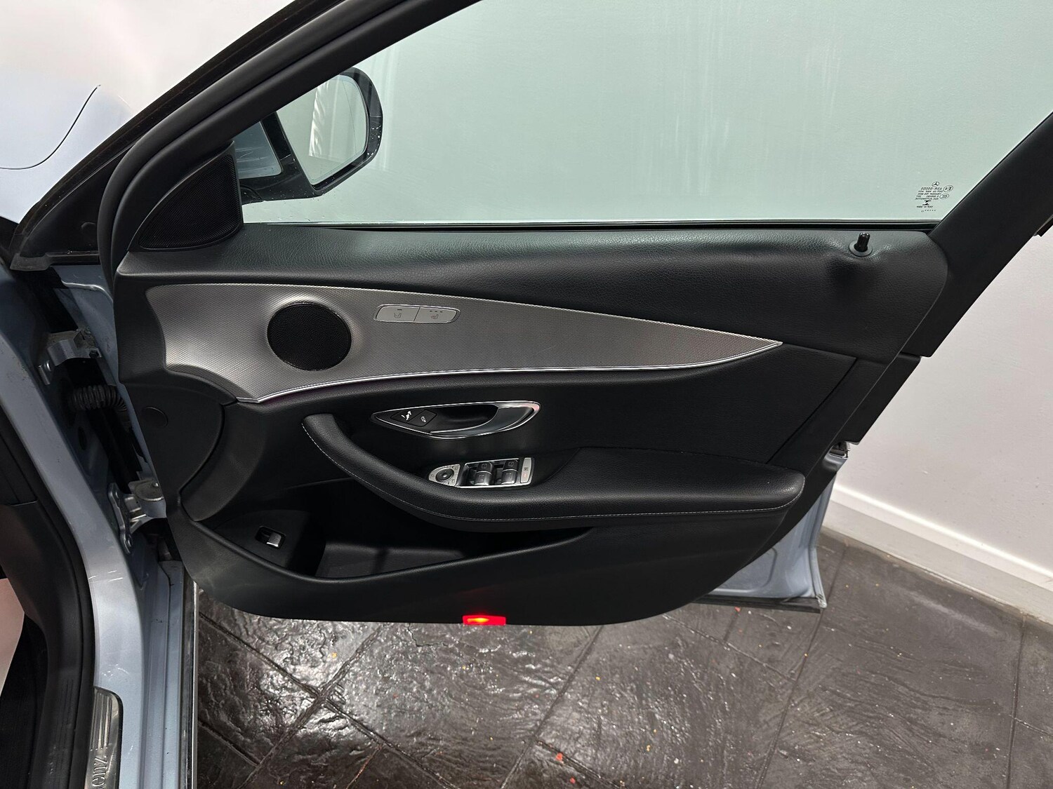 Used Mercedes-Benz E Class 2017 for sale - 76634074: Photo 30