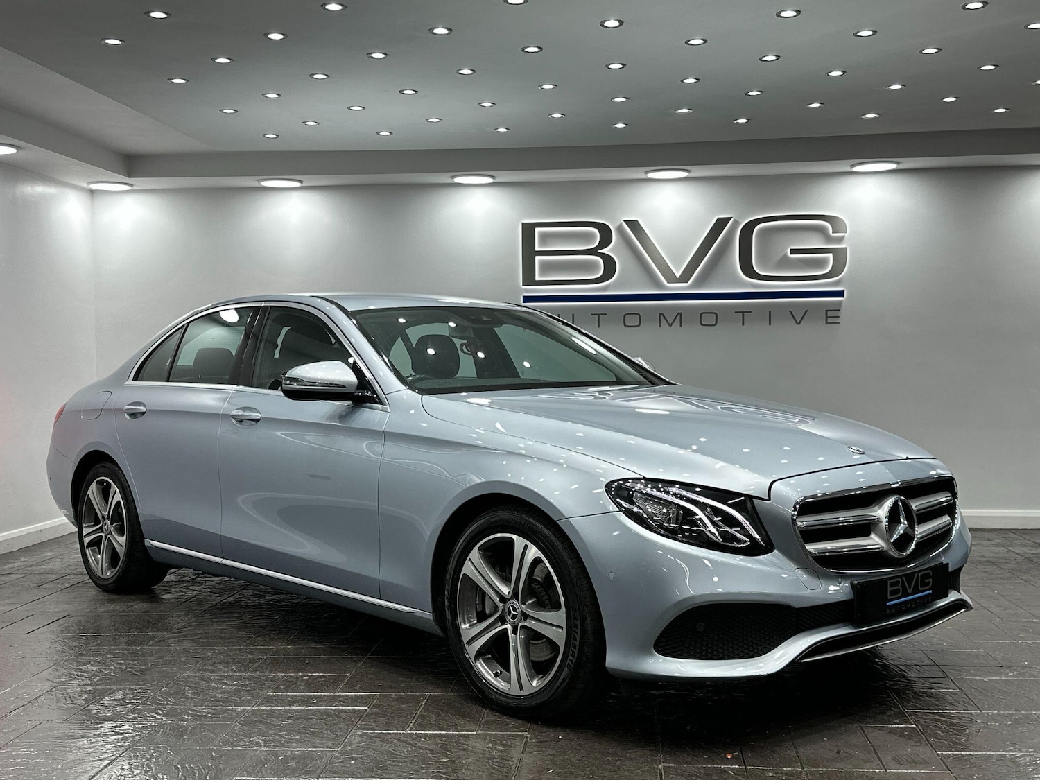 Used Mercedes-Benz E Class 2017 for sale - 76634074: Photo 4