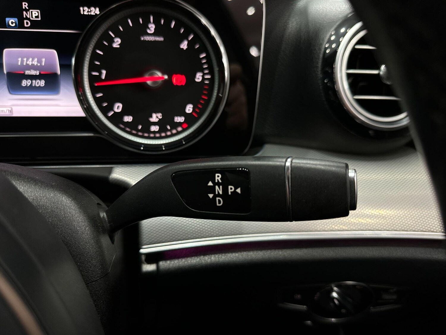 Used Mercedes-Benz E Class 2017 for sale - 76634074: Photo 65