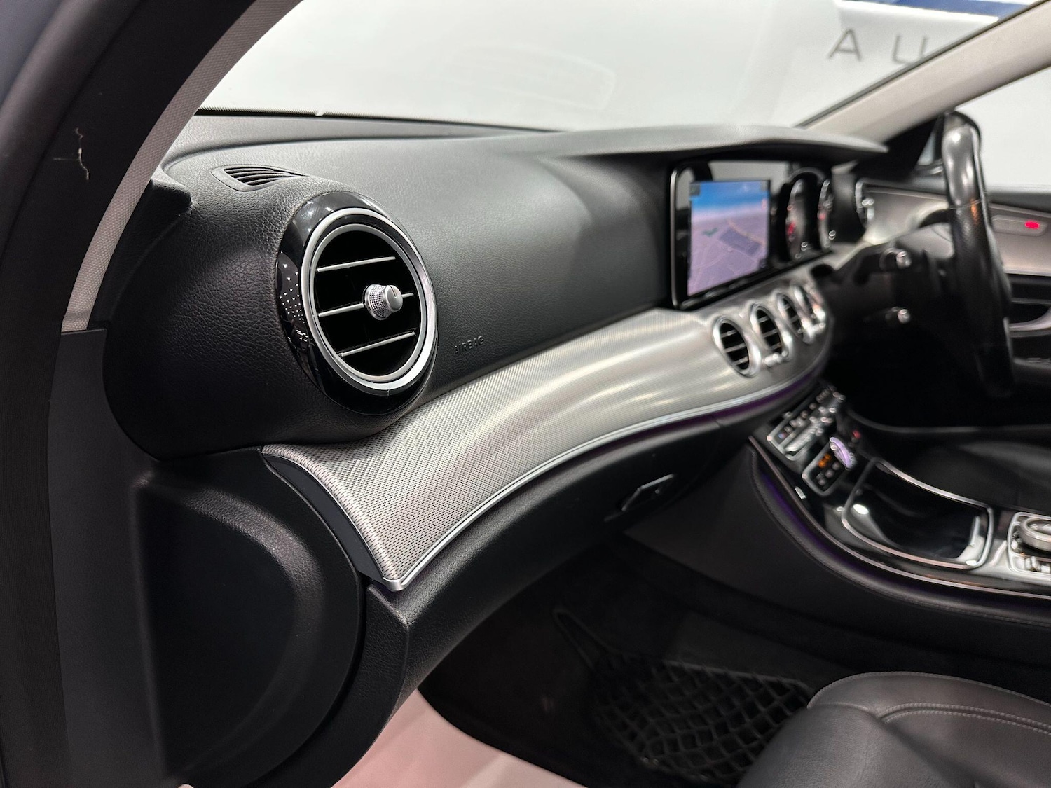 Used Mercedes-Benz E Class 2017 for sale - 76634074: Photo 70