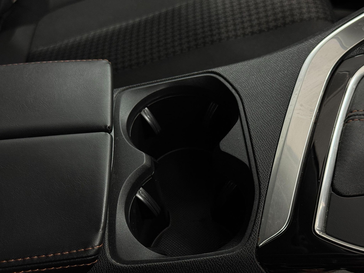 Used Peugeot 3008 2018 for sale - 77658649: Photo 40