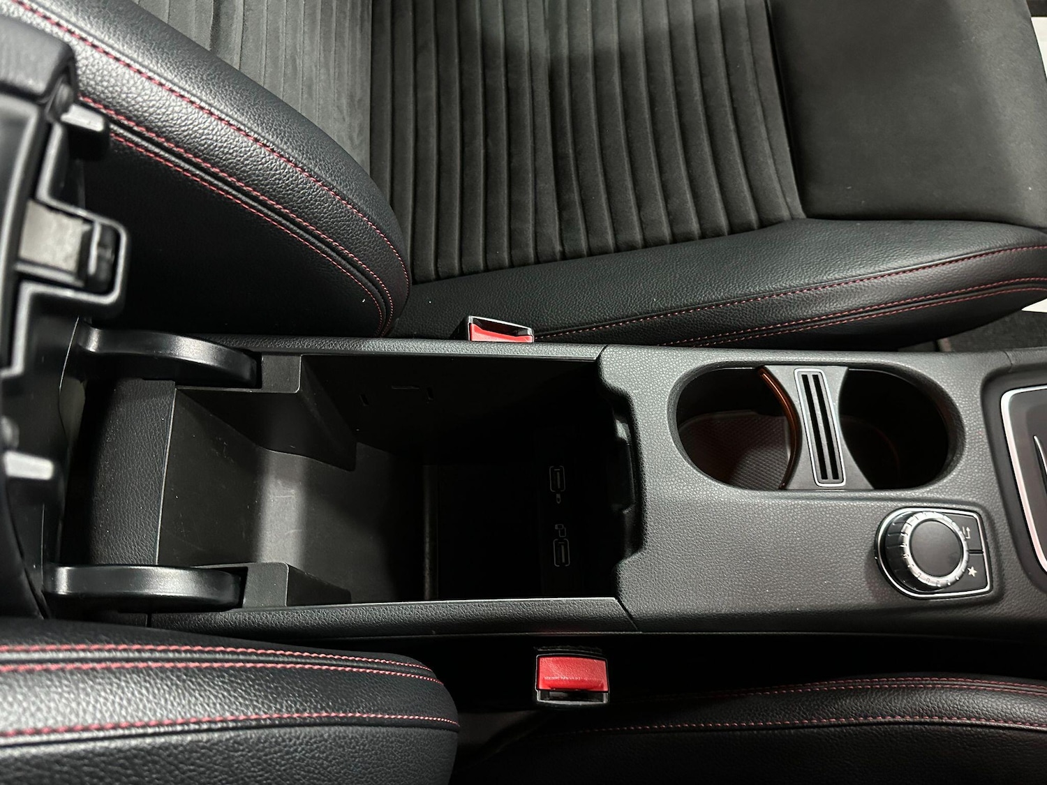 Used Mercedes-Benz GLA 2018 for sale - 76573432: Photo 45