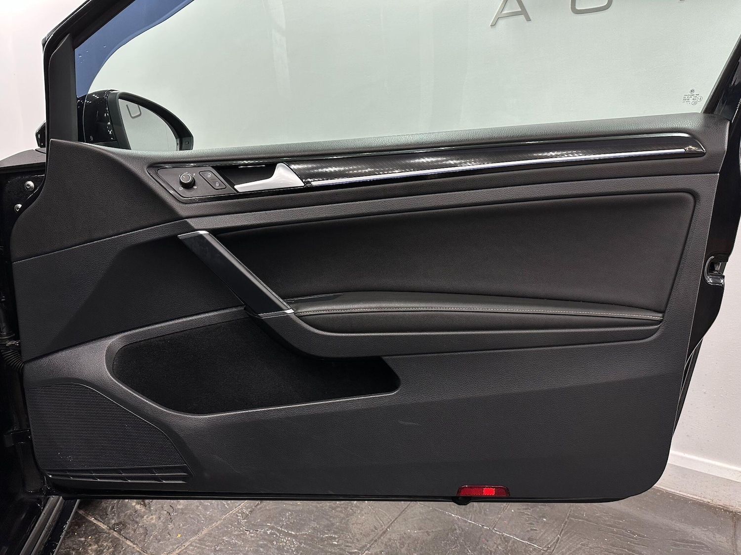 Used Volkswagen Golf 2016 for sale - 76832129: Photo 27