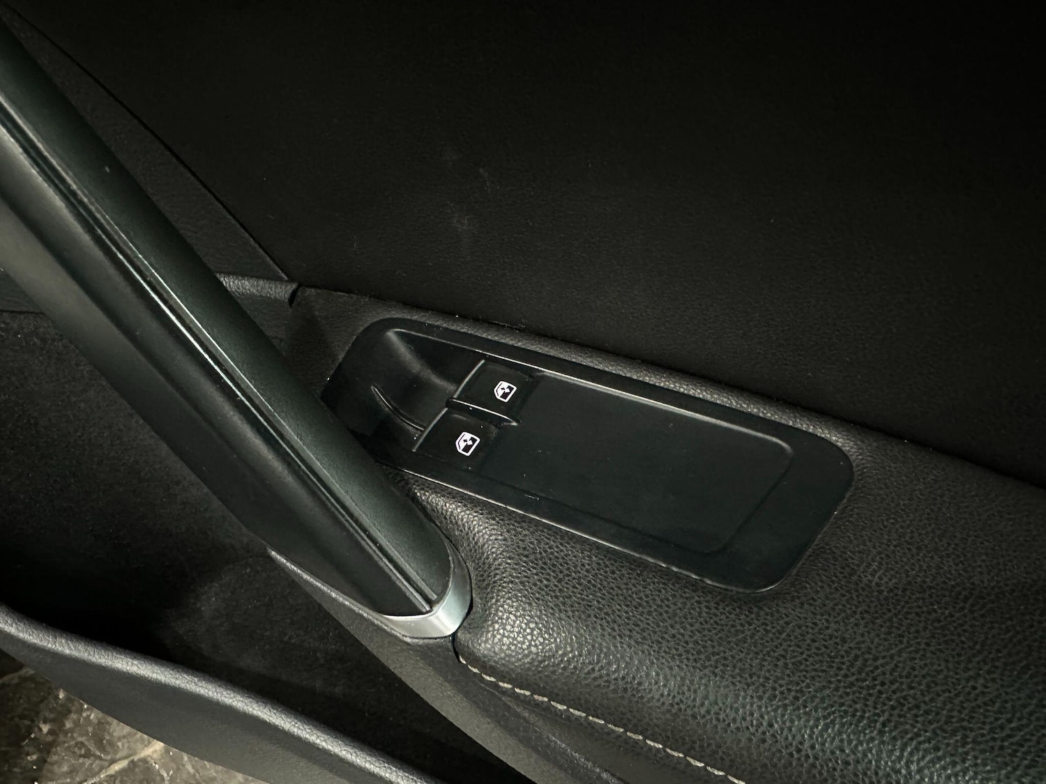 Used Volkswagen Golf 2016 for sale - 76832129: Photo 28