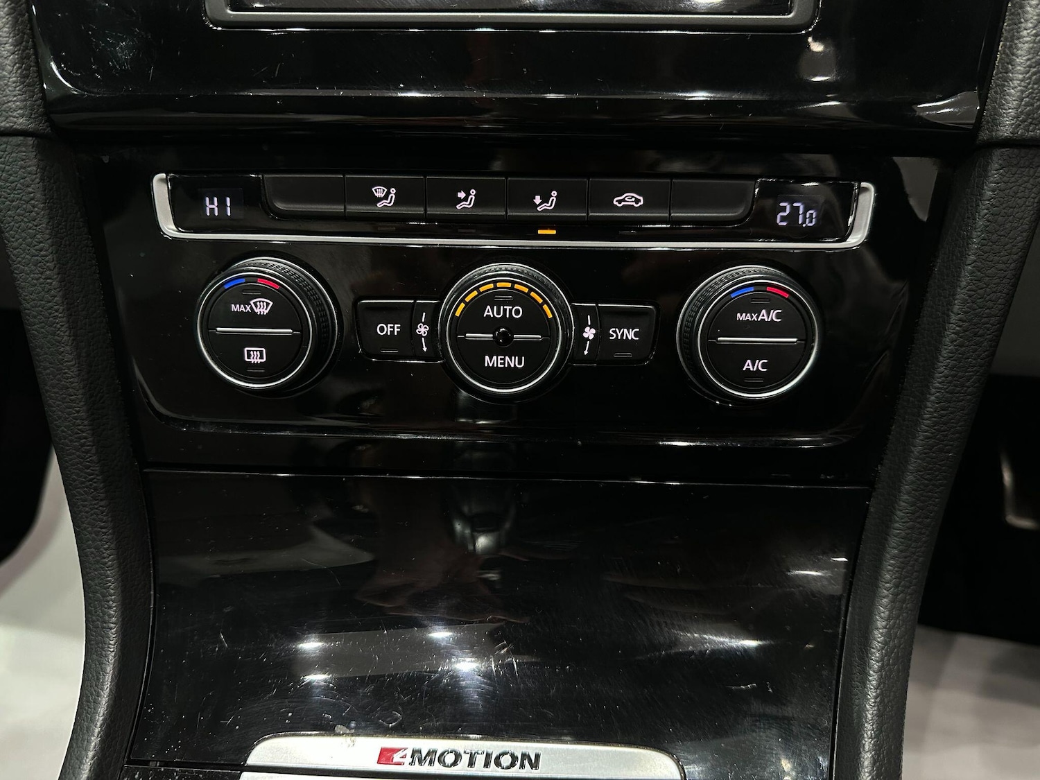 Used Volkswagen Golf 2016 for sale - 76832129: Photo 40