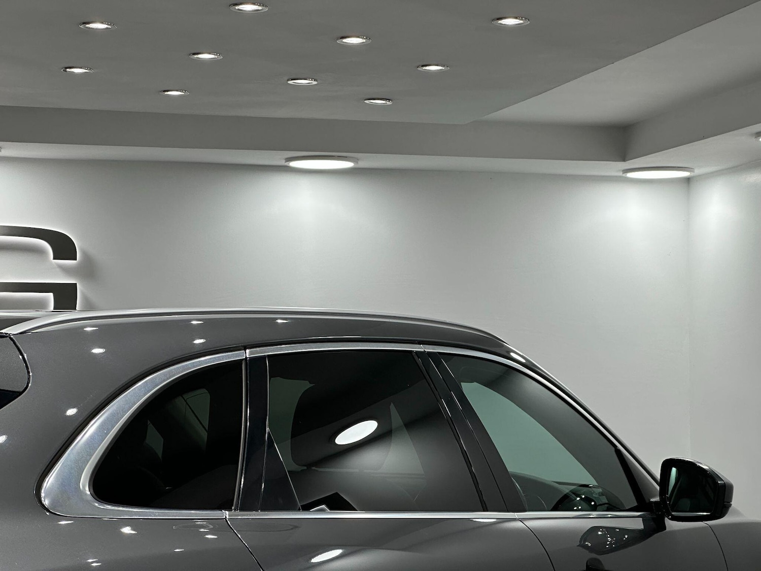 Used Jaguar F-Pace 2018 for sale - 76370630: Photo 21