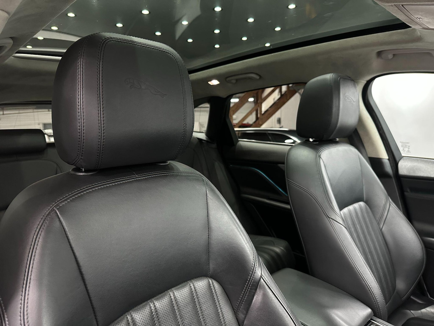 Used Jaguar F-Pace 2018 for sale - 76370630: Photo 26
