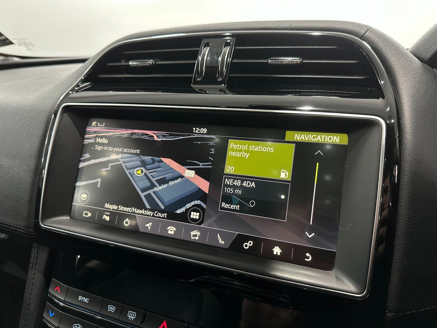 Used Jaguar F-Pace 2018 for sale - 76370630: Photo 39