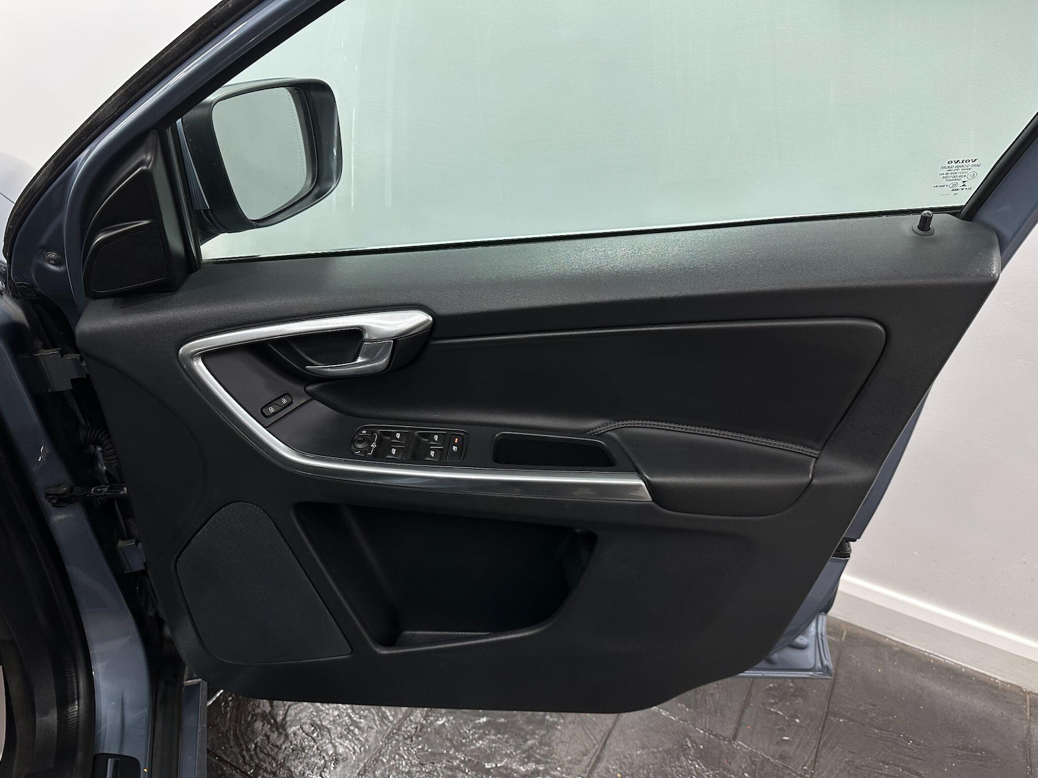 Used Volvo XC60 2016 for sale - 76109907: Photo 28