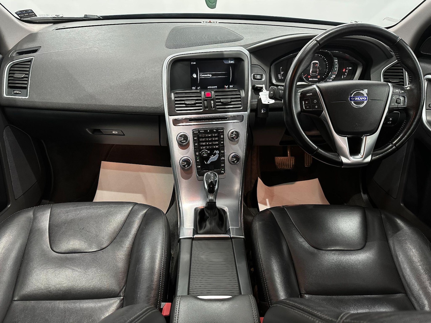 Used Volvo XC60 2016 for sale - 76109907: Photo 46